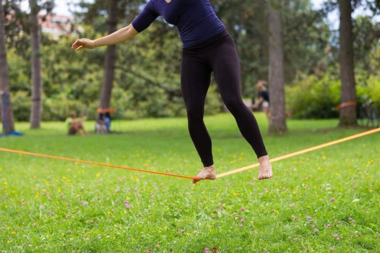 6 itens que não podem faltar no seu kit de slackline